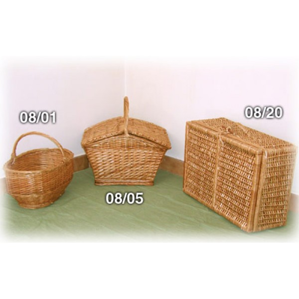 Кошници и куфар от Ракита